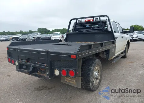 2019 Ram 2500 Tradesman 4X4 8' Box from USA, damaged, VIN 3C6UR5HLXKG585257